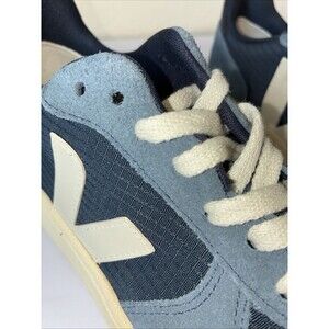 NWOB VEJA V-10 Sneakers, Low Top EU 38  Pierre Blue Ripstop/,
